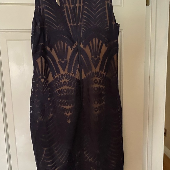 Bardot Dress - Picture 4 of 4